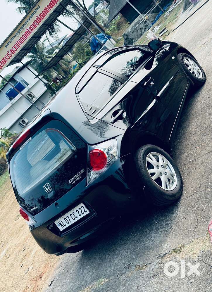 2014 Honda Brio V Petrol