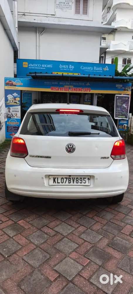 Volkswagen Polo [2009-2014] Petrol Highline 2012