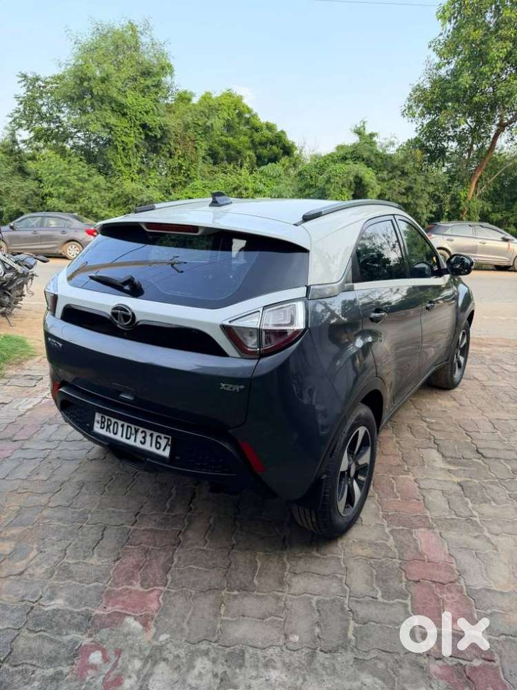 Tata Nexon Amt Xza Plus, 2018, Petrol