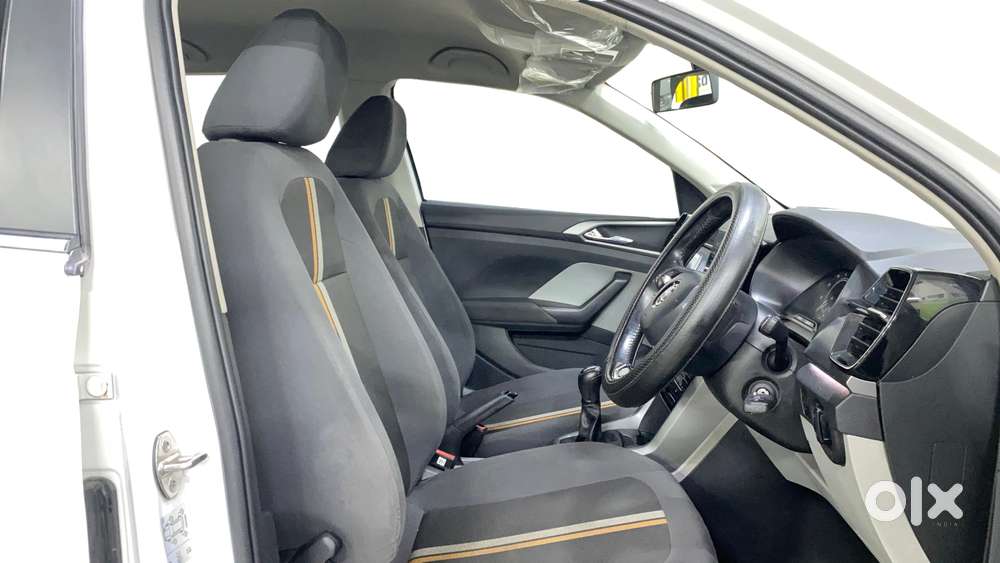 Skoda Kushaq 1.0 Tsi Ambition, 2022, Petrol