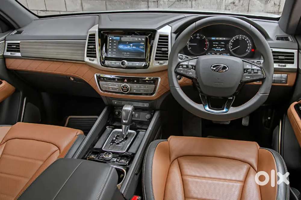 Mahindra Alturas G4 4wd 2019