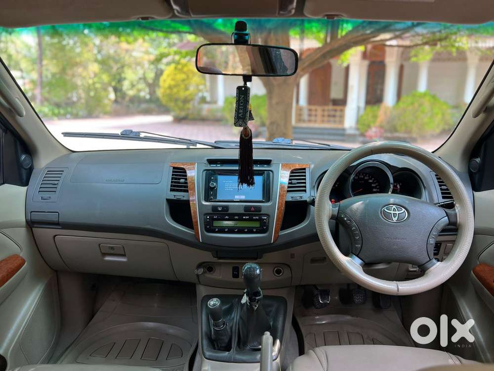 Toyota Fortuner 3.0 4x2 Mt, 2009, Diesel