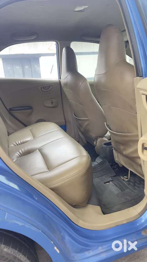 Honda Brio V Automatic, 2012, Petrol