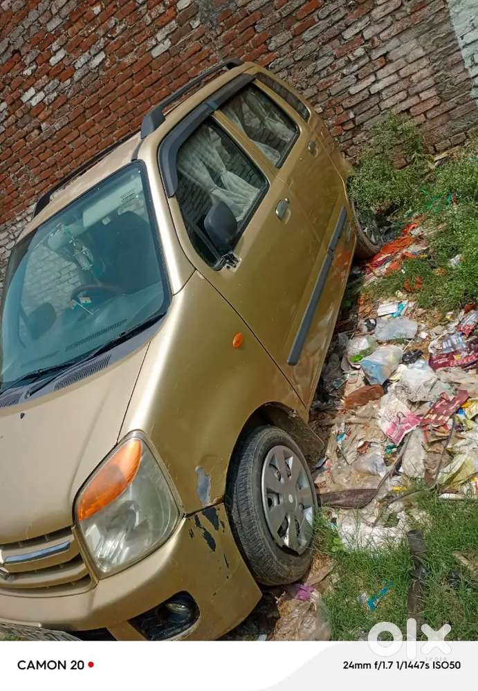 Urgent Me Bechni Hai Gadi Me Koi Bhi Kami Nhi Hai