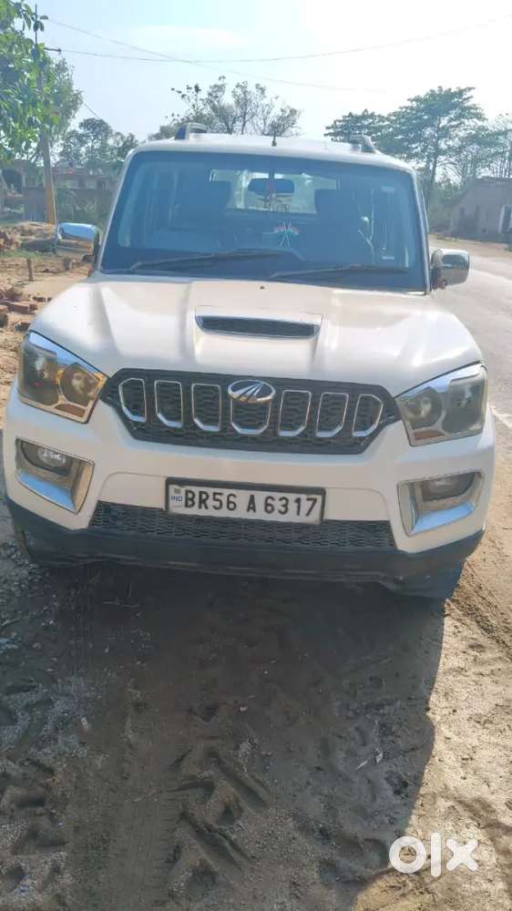 Mahindra Scorpio S6 Plus 2014 Nov