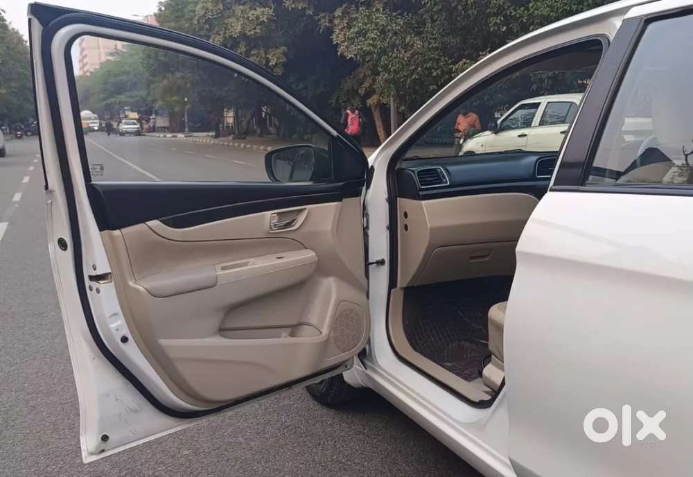 Maruti Suzuki Ciaz Vxi Plus, 2015, Petrol