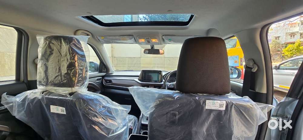 Maruti Suzuki Brezza 1.5 Zxi At Smart Hybrid, 2026, Petrol