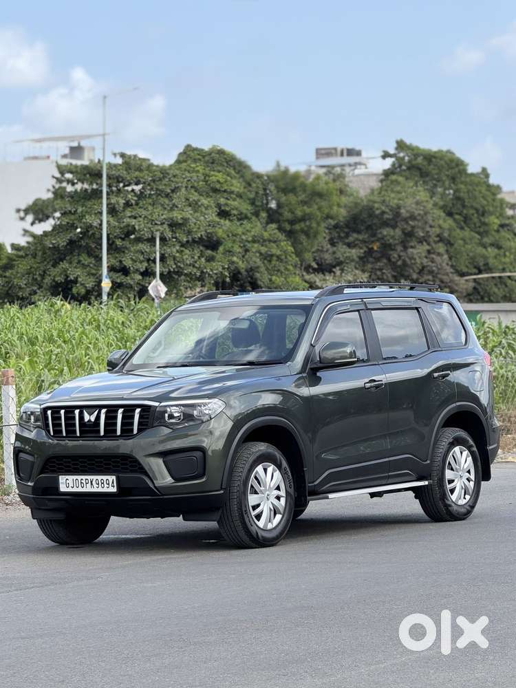 Mahindra Scorpio-n 2.0 Z4 Petrol Mt 7 Str, 2023, Petrol