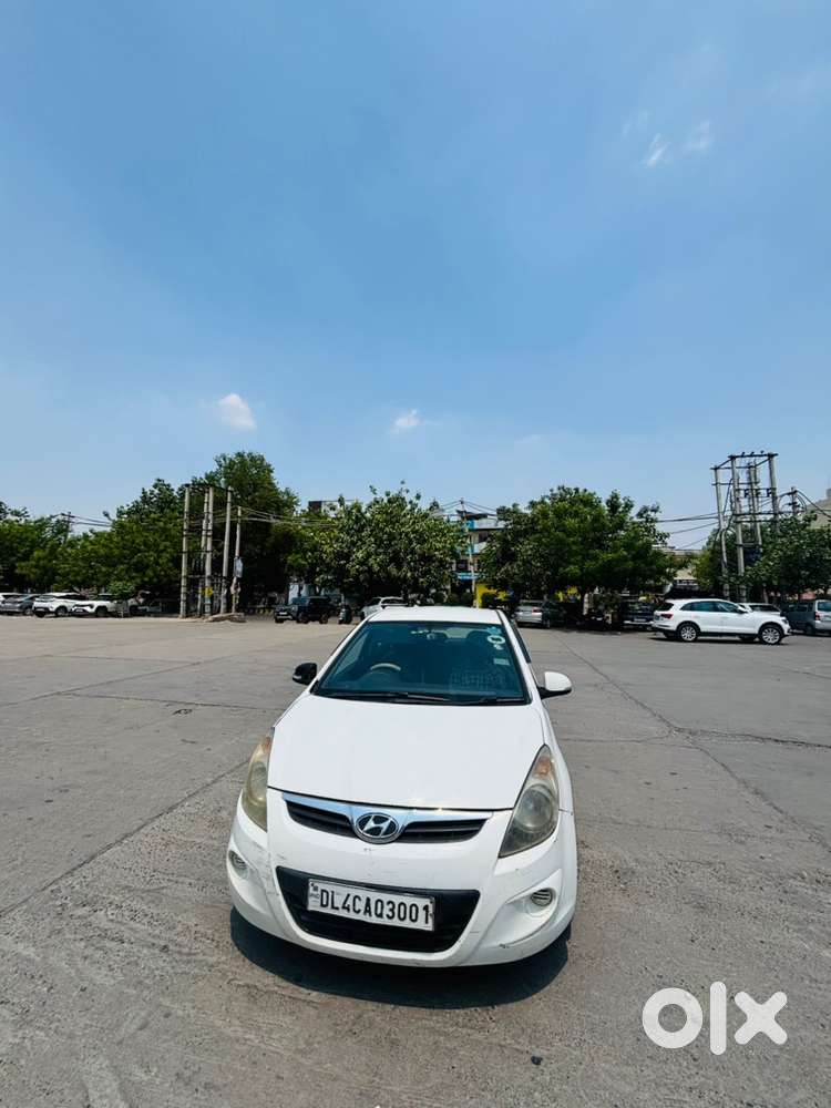 Hyundai I20 2012 Petrol 78000 Km Driven All Original Car Paint