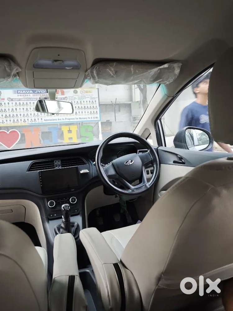 Mahindra Marazzo 2023 / Marazzo