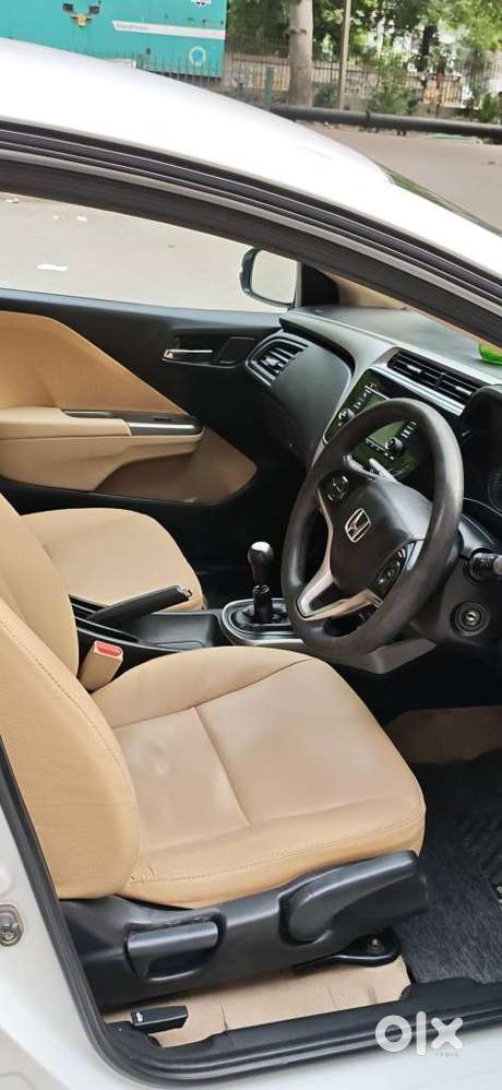 Honda City V Mt, 2016, Petrol