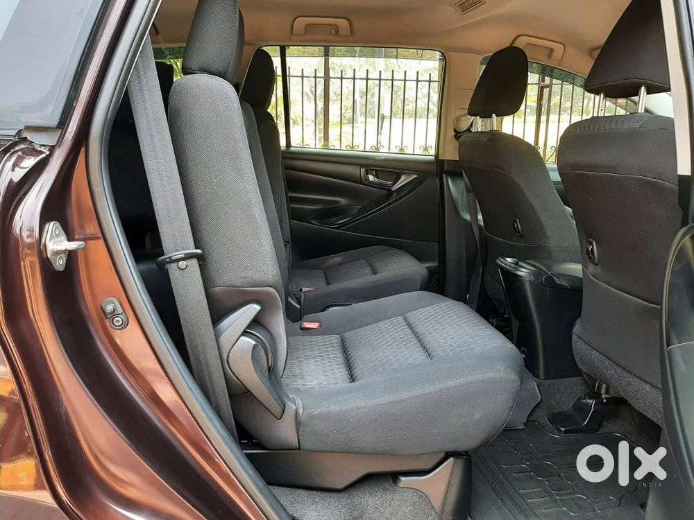 Toyota Innova Crysta 2.8 Gx At 7 Str, 2017, Diesel