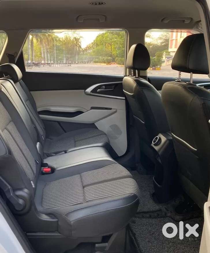 Kia Carens 1.5 Prestige 7 Str, 2023, Petrol