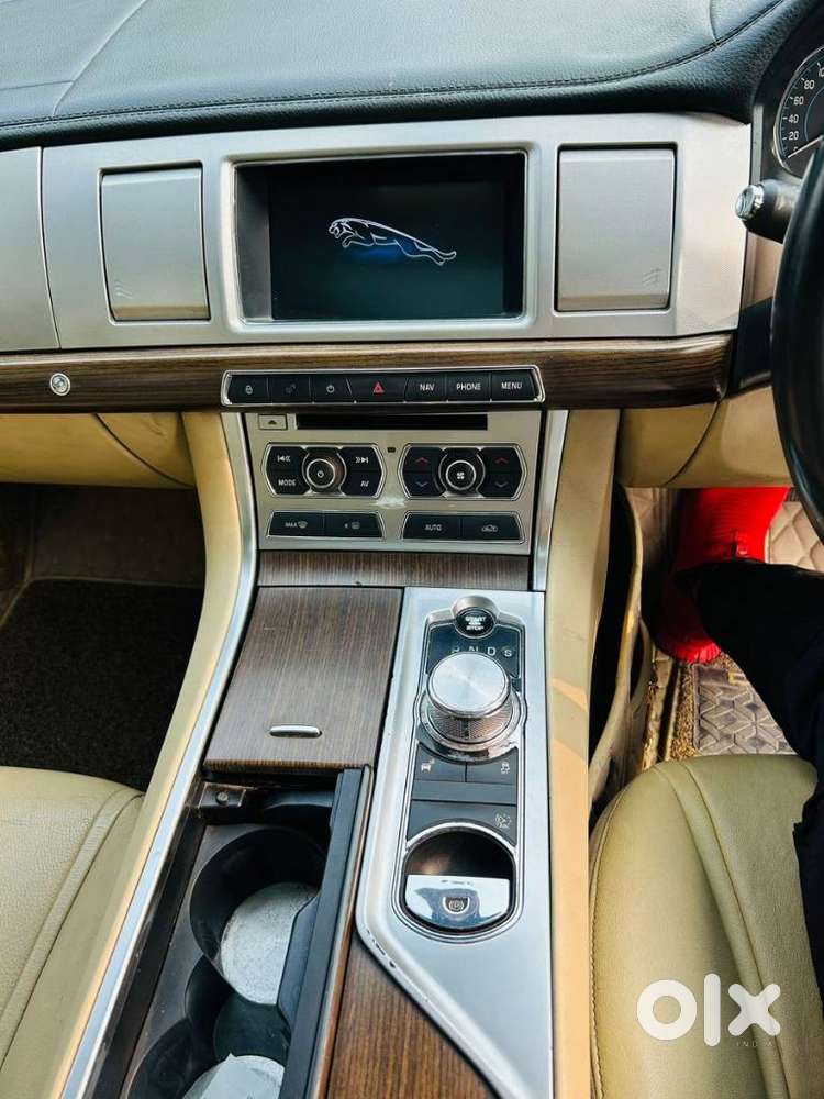 Jaguar Xf 2.2 Litre Luxury, 2015, Diesel