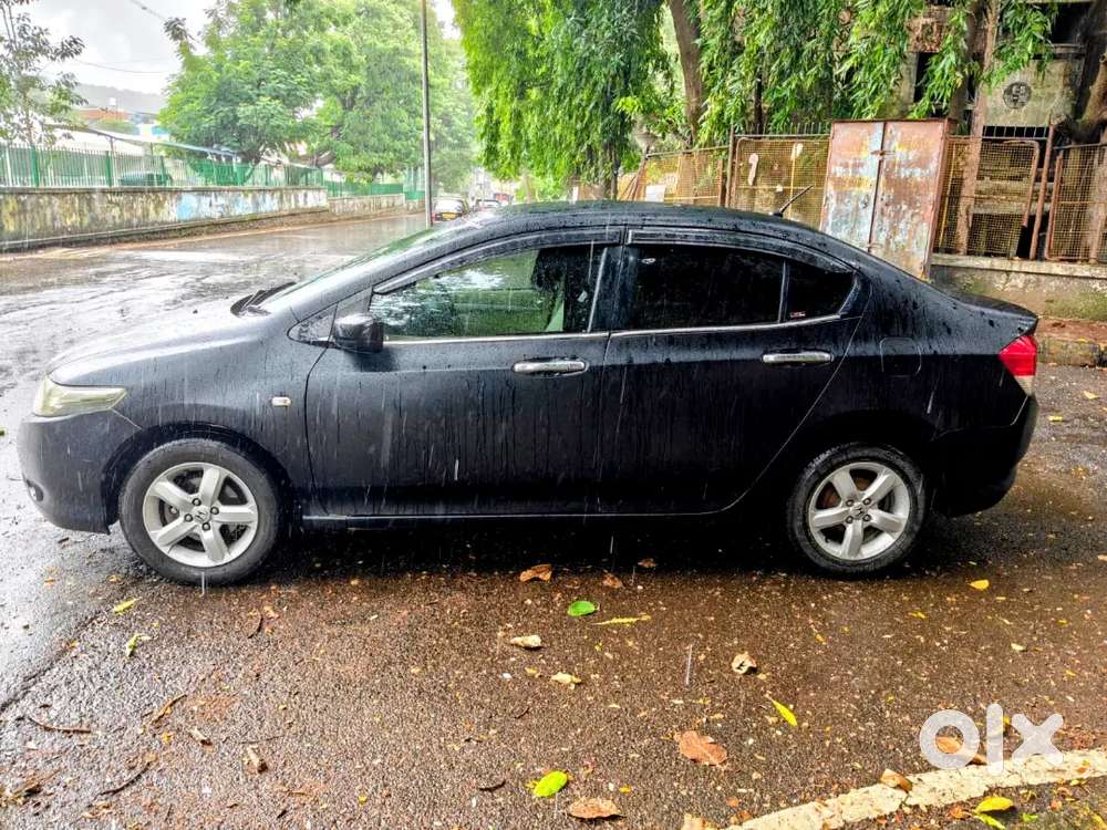 Honda City V At 2011