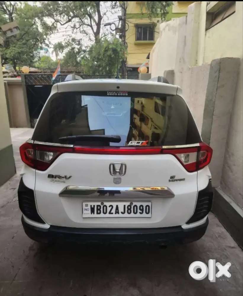 Honda Br-v 2016 Diesel Well Maintained.