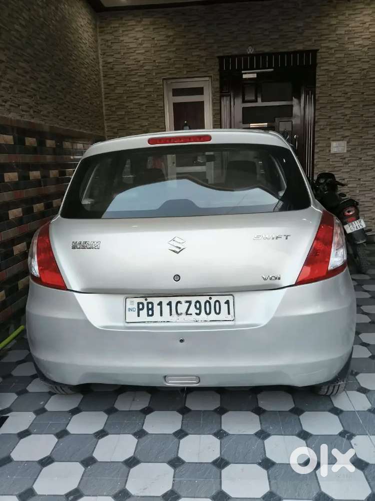 Maruti Suzuki Swift 2017 Diesel 130000 Km Driven