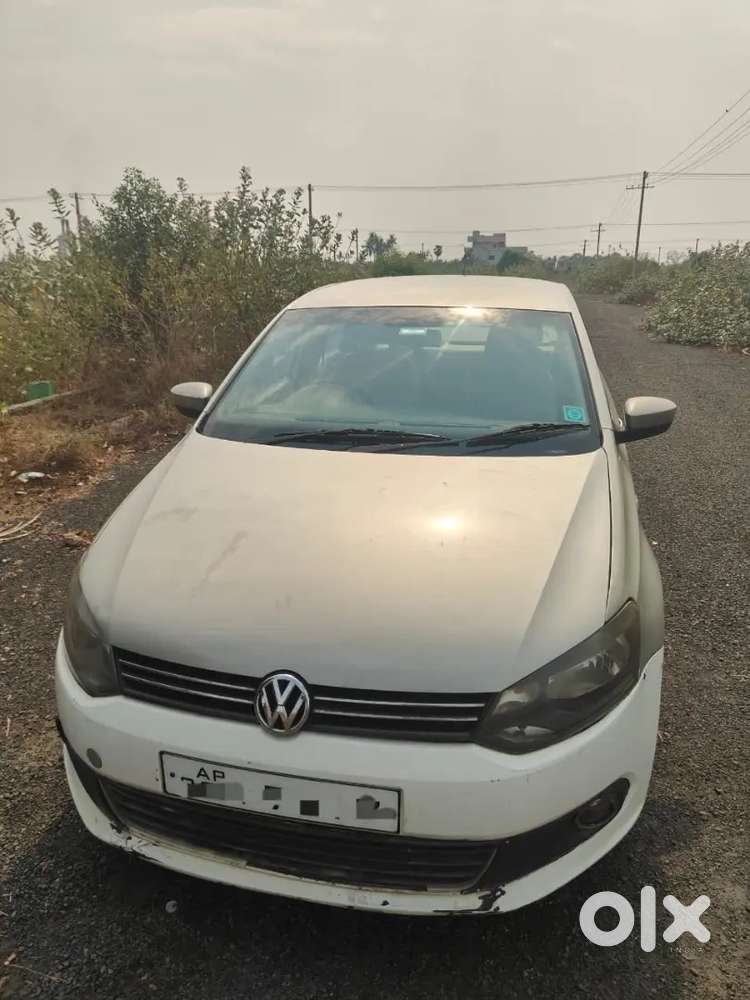 Volkswagen Vento 1.6-mt Highline
