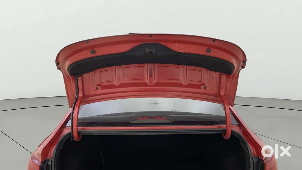 Hyundai Verna 1.6 Sx (o) Vtvt, 2019, Petrol