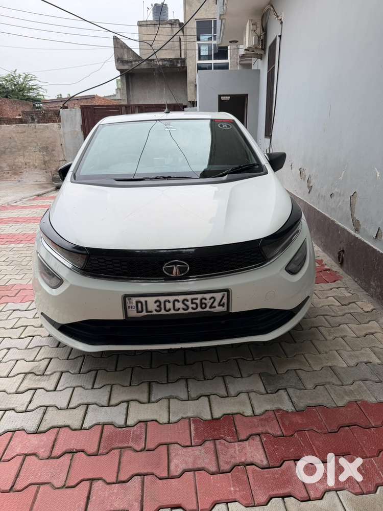 Tata Altoz Petrol 2020