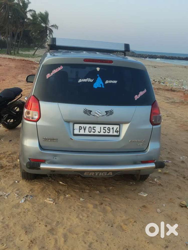 Maruti Suzuki Ertiga 2012
