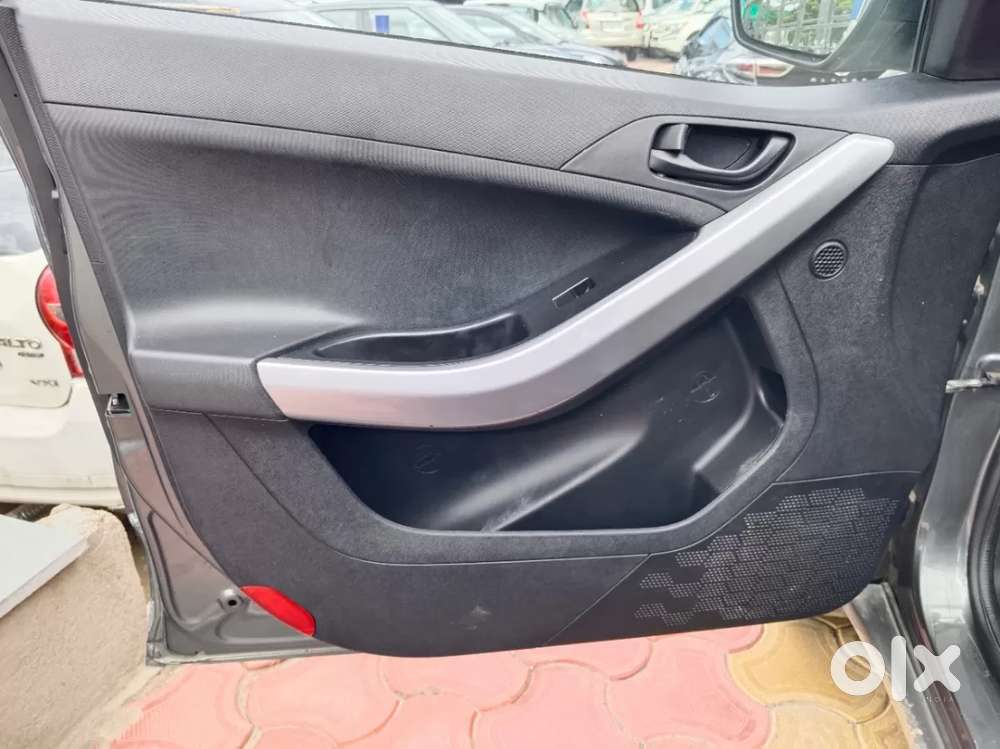 Tata Nexon 1.2 Revotron Xm (s), 2021, Petrol