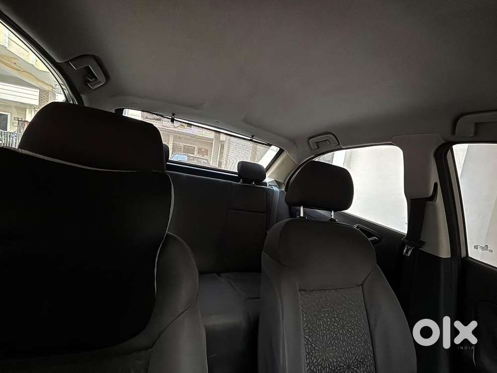 Tata Zest  2014 Top Model  Petrol  Manual  Alloys  Mint Condition