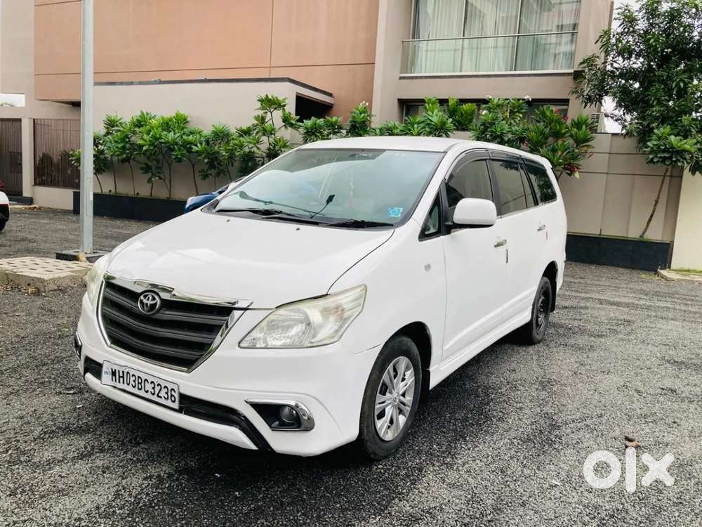 Toyota Innova 2.5 G (diesel) 7 Seater Bs Iv, 2015, Diesel