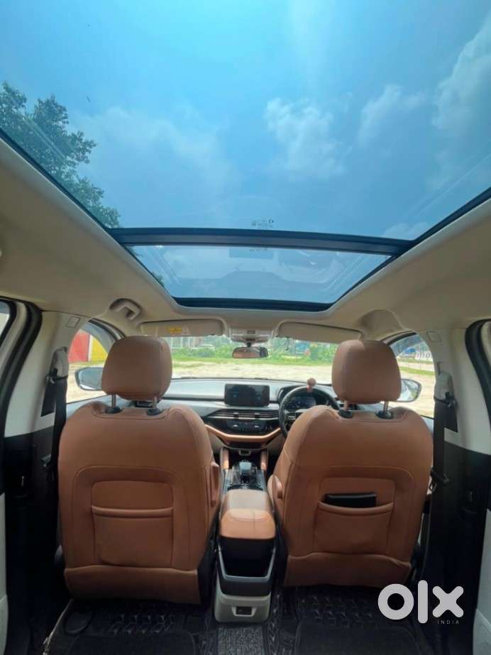 Tata Safari Adventure Plus At, 2024, Diesel