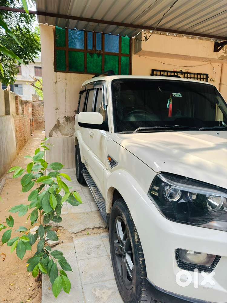 Mahindra Scorpio Diesel 2015
