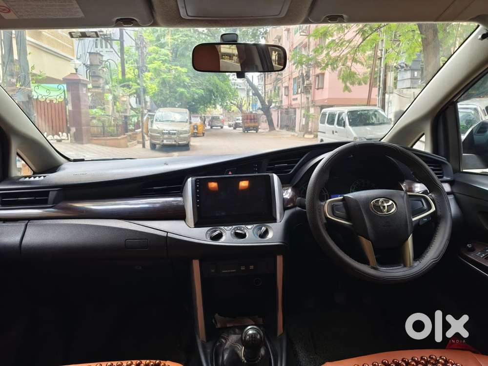 Toyota Innova Crysta G 8 Str, 2016, Diesel