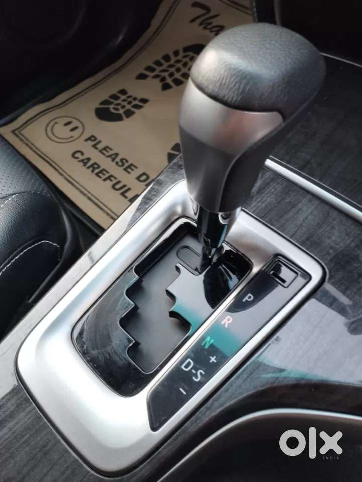 Toyota Fortuner 4x2 At 2.7 Petrol, 2025, Petrol