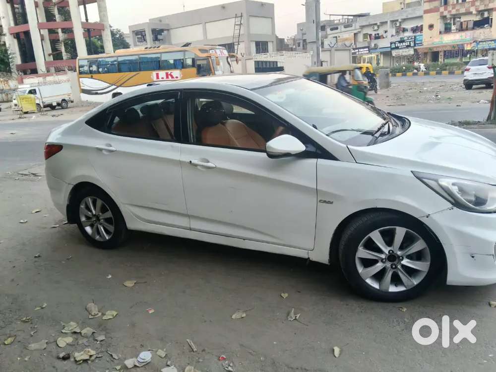 Hyundai Verna Crdi Manual 2012 Sx