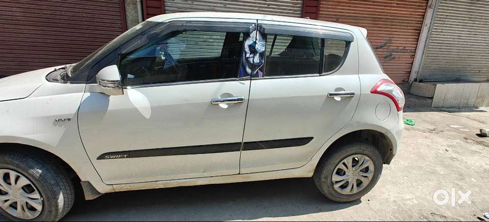 Maruti Suzuki Swift 2016