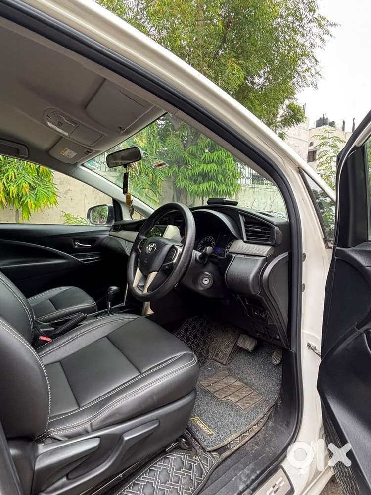 Toyota Innova Crysta [2020-ongoing] 2.7 Gx At 7 Str, 2022, Petrol