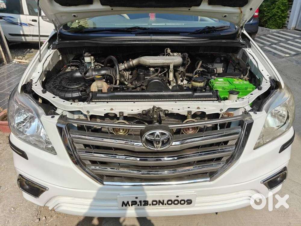 Toyota Innova 2.5 G (diesel) 8 Seater, 2013, Diesel