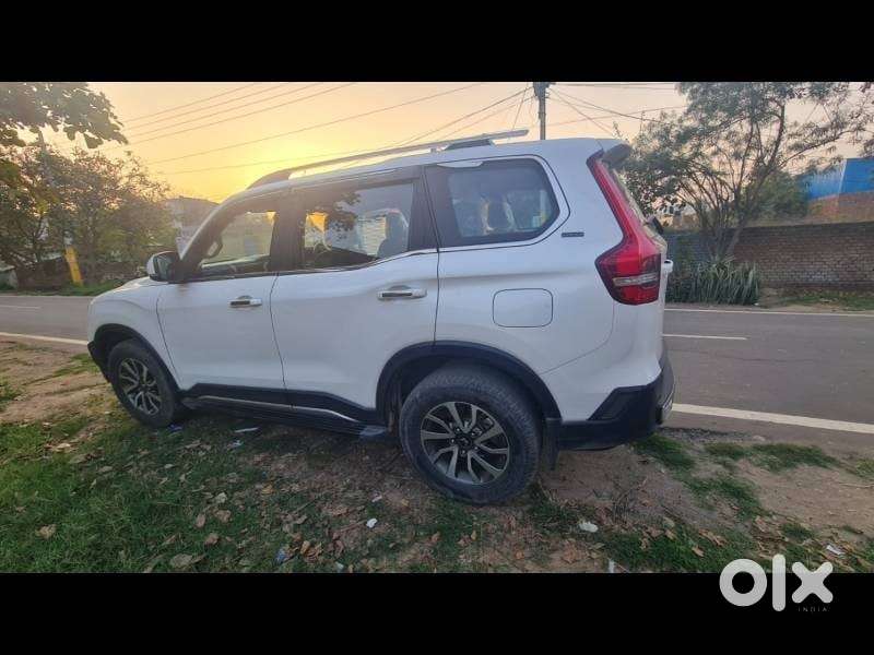 Mahindra Scorpio-n 2.2 Z8 L Diesel At 6 Str, 2023, Diesel