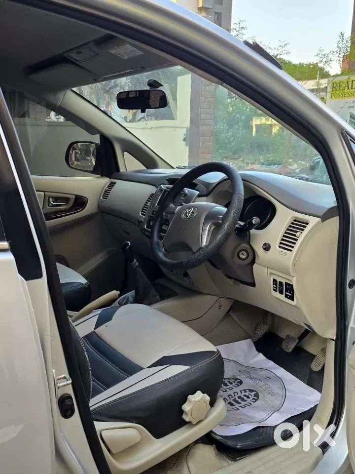 Toyota Innova 2.5 Vx 8 Str, 2014, Diesel