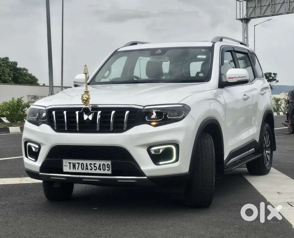 *feature Details*
  Mahindra & Mahindra