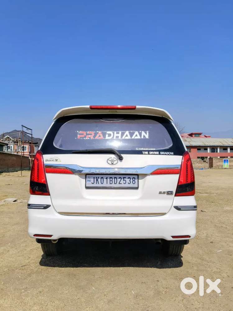 Toyota Innova 2016 Diesel Well Maintained