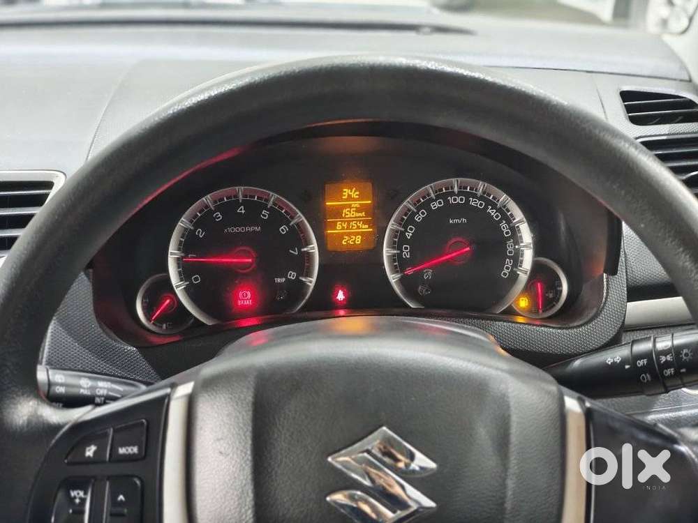 Maruti Suzuki Swift Vvt Zxi Plus, 2016, Petrol