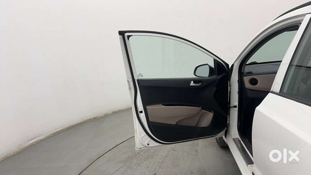 Hyundai Grand I10 1.2 Kappa Sportz Option At, 2017, Petrol