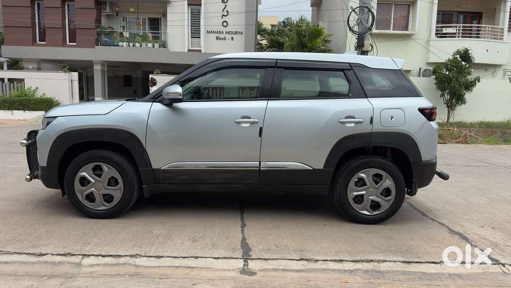 Maruti Suzuki Vitara Brezza 1.5 Vxi, 2023, Petrol