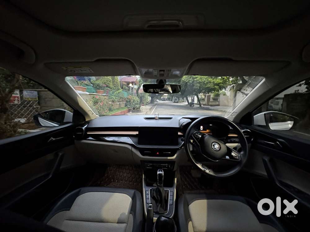 Skoda Slavia 1.5 Tsi Style At, 2024, Petrol