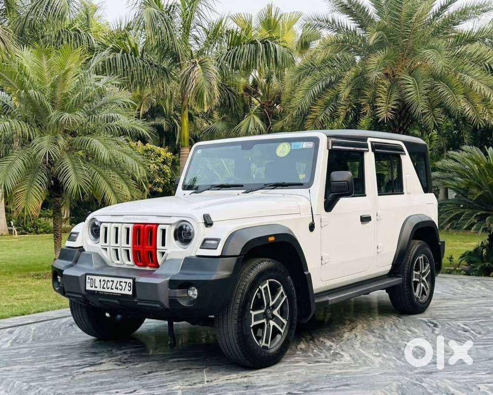 Mahindra Thar Roxx Mx5 Petrol Mt 2wd, 2025