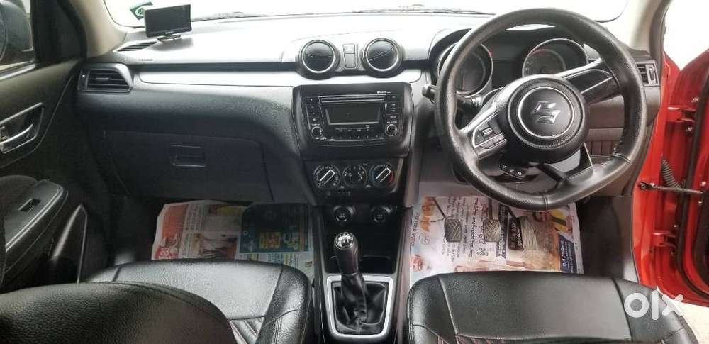 Maruti Suzuki Swift Vxi + Manual, 2018, Petrol