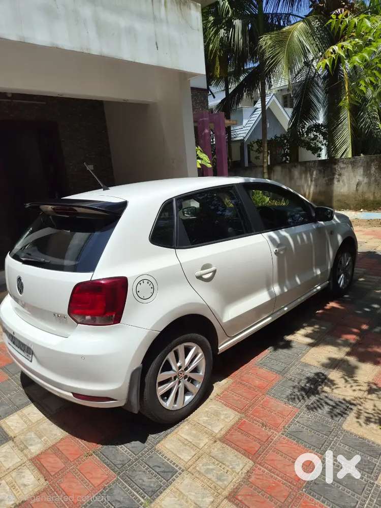Volkswagen Polo Highline 2015