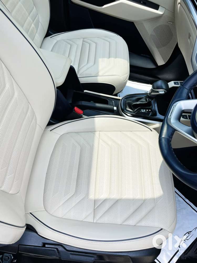 Kia Carens 1.5 Luxury Plus Turbo 7 Str, 2023, Petrol