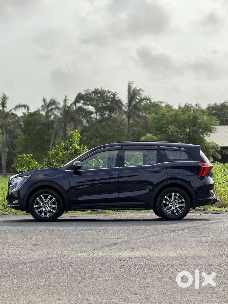 Mahindra Xuv700 2.0 Ax 7 Petrol At Str, 2022, Petrol