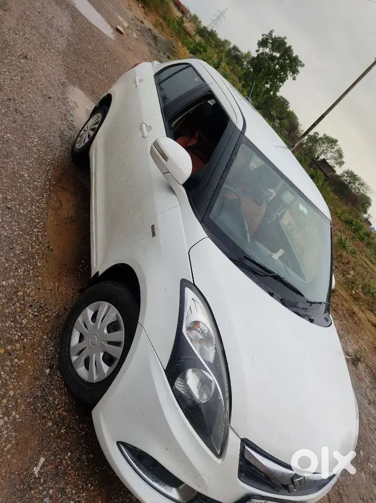 Maruti Suzuki Dzire 2015